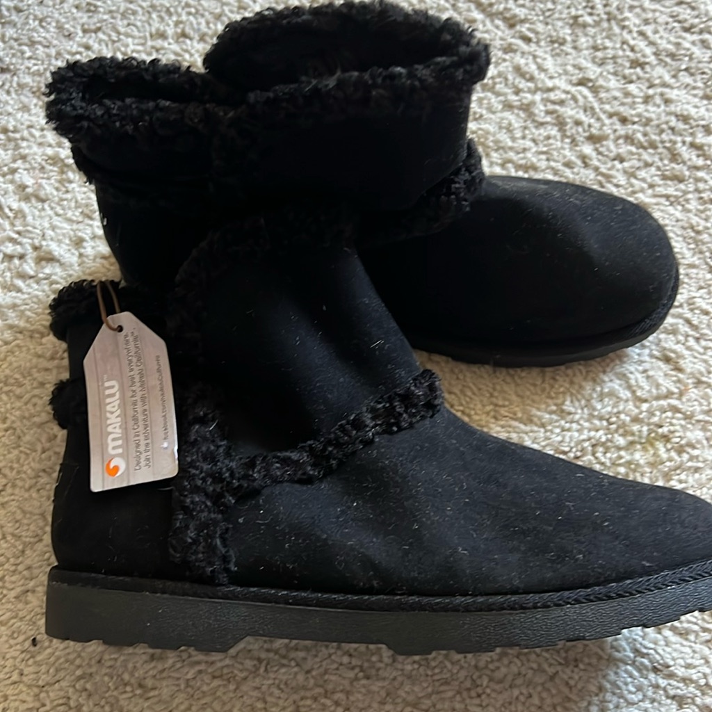 Brand New Black Boots 912 Adult